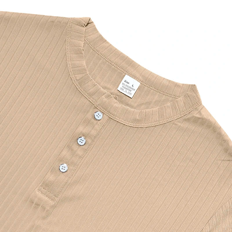 Camiseta Masculina Listrada com Gola Henley - Conforto e Estilo - Altino