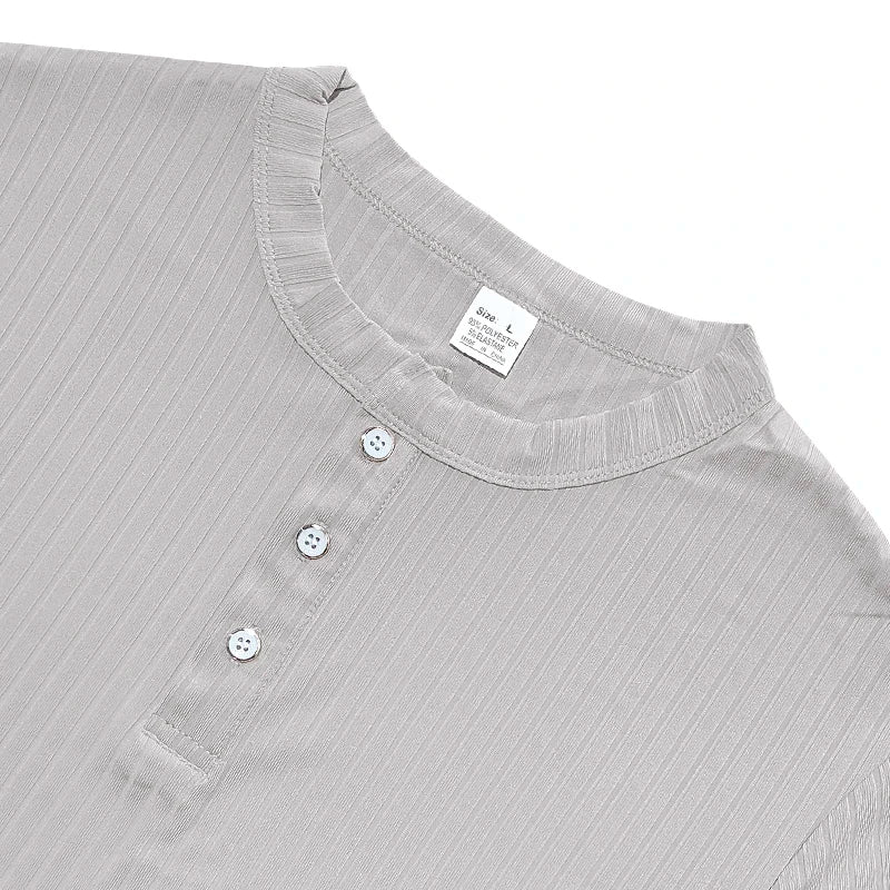Camiseta Masculina Listrada com Gola Henley - Conforto e Estilo - Altino
